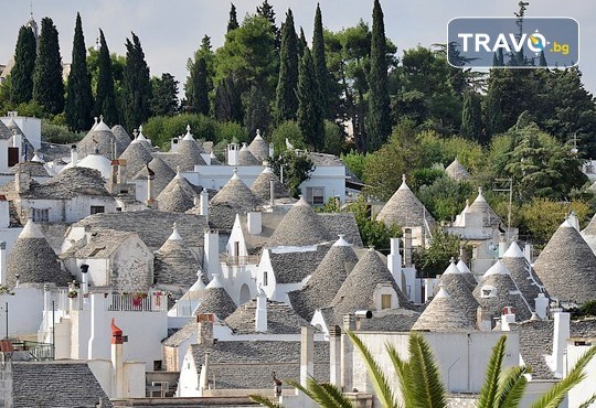 Вижте красотата на Южна Италия - Алберобело и Неапол! 3 нощувки със закуски, транспорт, ферибот, възможност за тур до Амалфийското крайбрежие, Везувий и Помпей - Снимка 2