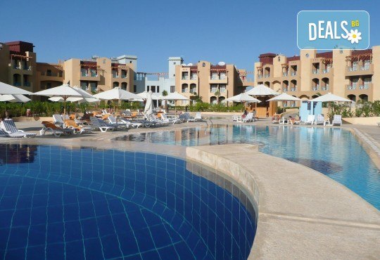Есенна почивка в Египет! 6 нощувки в Lemon & Soul Garden Makadi 4* на база All Inclusive в Хургада и 1 нощувка със закуска в Barcelo Cairo Pyramids 4* в Кайро, самолетен билет и водач - Снимка 12
