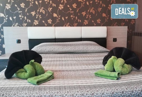 Уикенд почивка в Стара планина през август! 1 нощувка със закуска в комплекс Тодорини кукли, транспорт, посещение на Вършец и водопад Райски кът! - Снимка 4