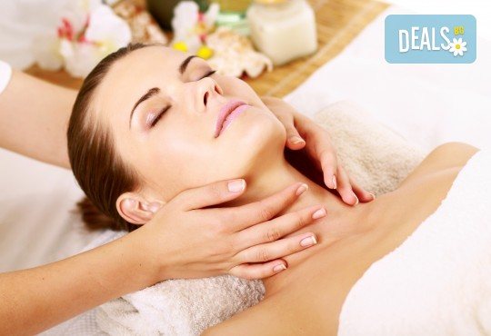 Дълбоко релаксиращ масаж на цяло тяло с кристали и масажни масла на френска био козметика Blue Marine, зонотерапия на стъпала и бонус: масаж на лице с кристали в Anima Beauty&Relax - Снимка 2