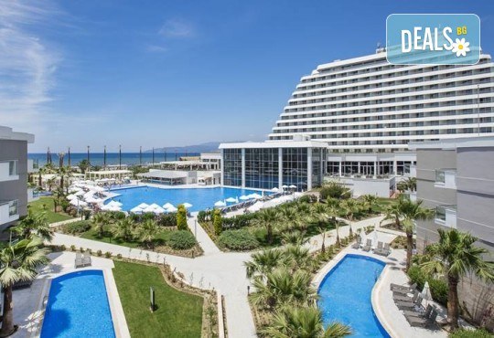 Почивка през септември и октомври в Palm Wings Ephesus Beach Resort & SPA 5*, Кушадасъ! 7 нощувки Ultra All Inclusive, транспорт с автобус - Снимка 1