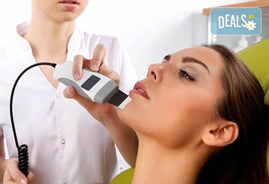 Ултразвуково почистване на лице, шия, деколте или гръб чрез нанотехнология за дълбока дезинфекция и видимо въздействие върху всеки тип кожа, в центрове Енигма! - Снимка 3
