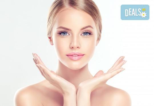 Ултразвуково почистване на лице, шия, деколте или гръб чрез нанотехнология за дълбока дезинфекция и видимо въздействие върху всеки тип кожа, в центрове Енигма! - Снимка 2