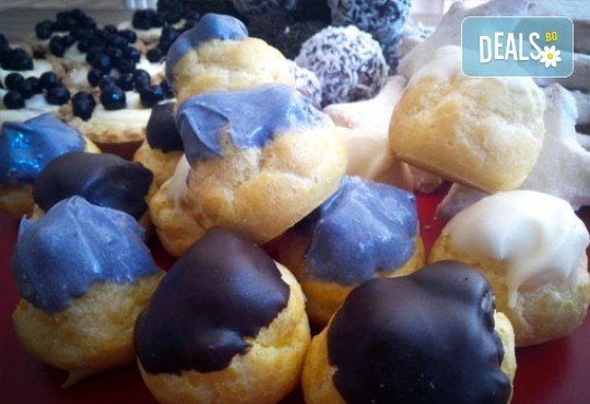 Сладки на килограм! Бутикови сладки фантазии, един или два килограма от майстор-сладкарите на Muffin House - Снимка 5