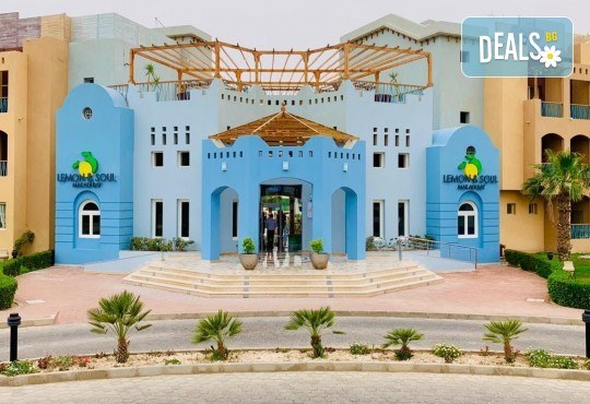 Почивка в Египет през есента с Караджъ Турс! 7 нощувки на база All inclusive в Lemon & Soul Garden Makadi 4*, Хургада, самолетен билет за директен чартърен полет и трансфери - Снимка 1