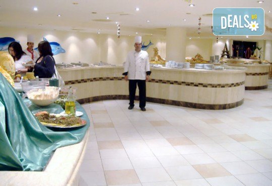 Почивка през септември и октомври в Шарм Ел Шейх, Египет, с Караджъ Турс! 7 нощувки на база All inclusive в Sharm Cliff Resort 4*, самолетен билет и багаж, трансфери - Снимка 5