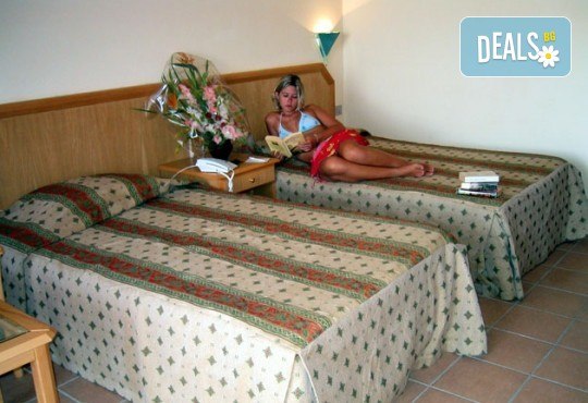 Почивка през септември и октомври в Шарм Ел Шейх, Египет, с Караджъ Турс! 7 нощувки на база All inclusive в Sharm Cliff Resort 4*, самолетен билет и багаж, трансфери - Снимка 4