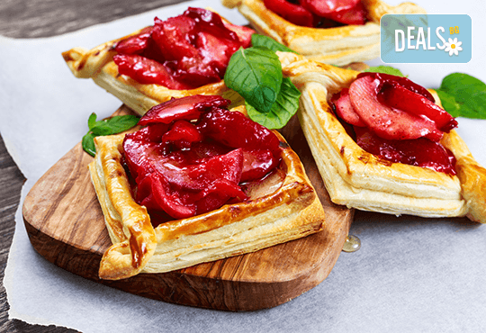 30 пухкави бутер банички с вкус по Ваш избор - със сирене, с течен шоколад, сметана и плодове, със сладко от различни плодове или със сирене и сусам и със сладка от My Style Event! - Снимка 2