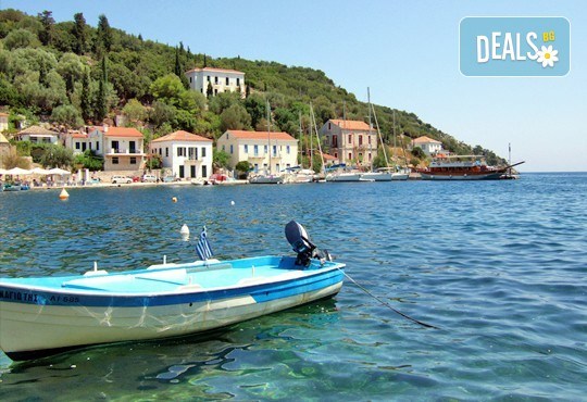 Мини почивка на Йонийското крайбрежие на Гърция! 3 нощувки със закуски и вечери в хотел 3* в Превеза, транспорт и възможност за целодневен круиз - Снимка 12