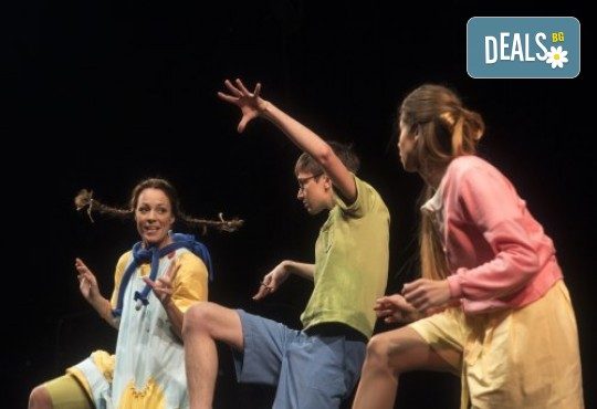 На театър с децата! Гледайте Пипи по Астрид Линдгрен на 21.09. от 11ч. в Театър София, билет за двама! - Снимка 3