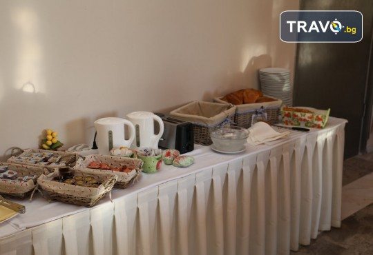 Мини почивка през септември на о. Лефкада: 2 нощувки със закуски в Hotel Sunshine Inn 3*, транспорт и круиз из 7-те Йонийски острова! - Снимка 12