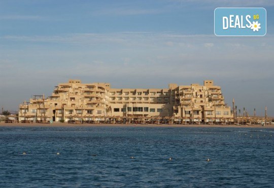 Почивка в Imperial Shams Abu Soma 5*, Хургада, Египет! 7 нощувки на база All Inclusive, самолетен билет с летищни такси, трансфери - Снимка 2