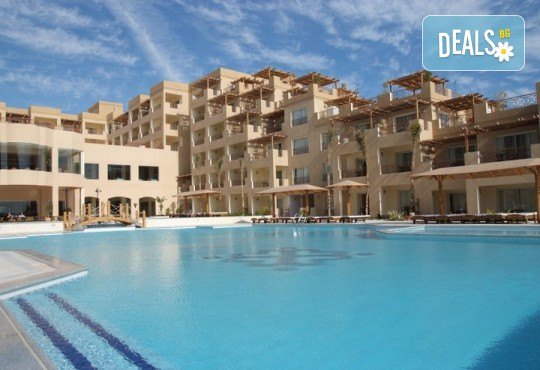 Почивка в Imperial Shams Abu Soma 5*, Хургада, Египет! 7 нощувки на база All Inclusive, самолетен билет с летищни такси, трансфери - Снимка 1