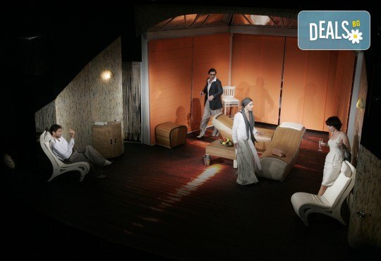 Вечер на смеха с Канкун от Ж. Галсеран на 5-ти октомври (събота) в Малък градски театър Зад канала! - Снимка 7