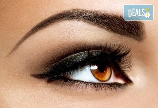 Приковаващи очи! Поставяне на 3D мигли от естествен косъм в салон за красота Женско царство - Студентски град или Центъра! - Снимка 4