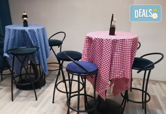 2 часа детски рожден ден за 10 деца + 10 детски празнични менюта и възможност за безплатно внасяне на торта в Детски център Пух и Прасчо в широкия център на София! - Снимка 11