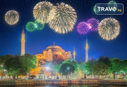 Нова година 2020 в Истанбул, ексклузивна цена! 3 нощувки, 3 закуски и Новогодишна вечеря в Mercure Istanbul West Hotel & Convention Center 5* и транспорт! - Снимка 1