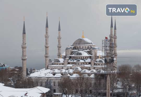 Нова година 2020 в Истанбул, ексклузивна цена! 3 нощувки, 3 закуски и Новогодишна вечеря в Mercure Istanbul West Hotel & Convention Center 5* и транспорт! - Снимка 5
