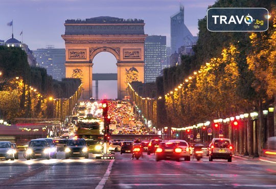 Самолетна екскурзия до Париж през ноември с Дари Травел! 4 нощувки със закуски, самолетен билет с включени летищни такси и екскурзоводско обслужване - Снимка 6