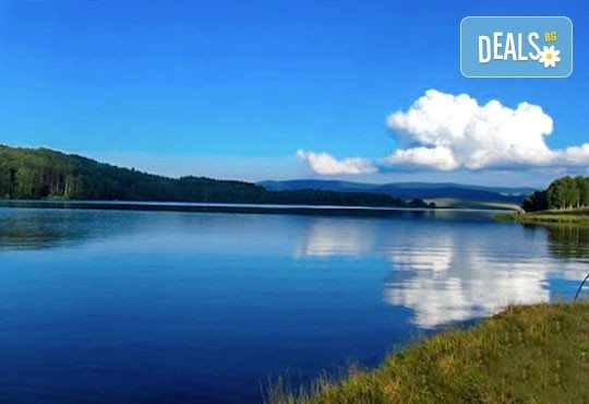 Еднодневна екскурзия на 22.09. до Трън, ждрелото на река Ерма и посещение на Власинско езеро в Сърбия с транспорт и водач от туроператор Поход! - Снимка 3