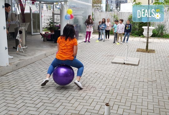 Тематичен аниматор Елза, Абчо Кебапчо, Батман, Спайдърмен, Калинката, Петс патрул, Мики и Мини Маус или клоун + водене на игри и музикална апаратура от Детски център – Щастливи деца - Снимка 6