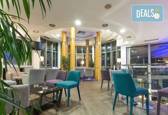 Last minute! Нова година в Белград! 2 нощувки със закуски в СПА хотел Tulip Inn 3*, вечеря и Новогодишна вечеря с жива музика и неограничени напитки, басейн и СПА - Снимка 12