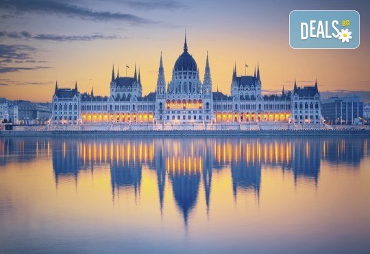 Предколедна екскурзия до Прага и Будапеща с България Травел! 3 нощувки със закуски в хотел 2*/3*, транспорт, водач и панорамна обиколка на Будапеща! - Снимка 11