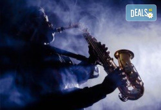 Един или два урока по китара, барабани, пиано, бас китара, саксофон, гайда, пеене или друг избран инструмент при преподавател в Rock School! - Снимка 9