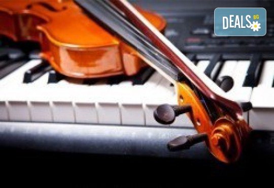 Един или два урока по китара, барабани, пиано, бас китара, саксофон, гайда, пеене или друг избран инструмент при преподавател в Rock School! - Снимка 8