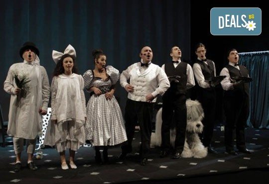 Приказка за малки и големи! Гледайте мюзикъла Питър Пан в Театър София на 19.10., от 11 ч., билет за двама! - Снимка 5