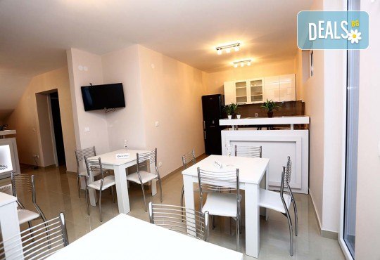 Купон по сръбски за Нова година в Рибарска баня! 3 нощувки със закуски, обяди и вечери, доплащане за Новогодишна вечеря в хотел Рибарски конаци - Снимка 5