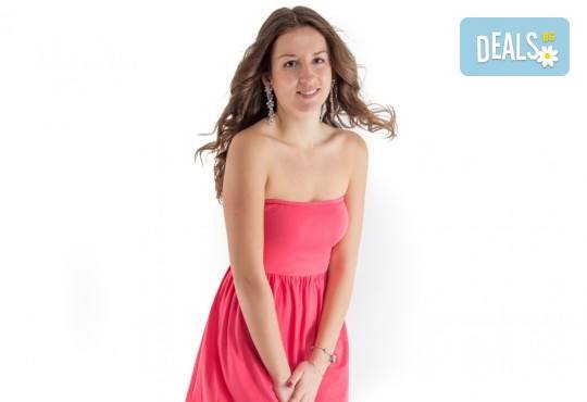 Професионална индивидуална фотосесия в студио или на открито + 10 кадъра с дълбок ретуш от фотостудио Arsov Image! - Снимка 4