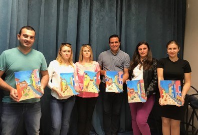 „Златна есен“! 3 часа арт терапия на 27-ми октомври (неделя) - рисуване с акварел + чаша вино под инструкциите на професионален художник в Пух арт студио