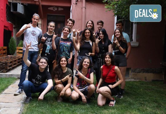 1 или 2 урока по пеене, китара, барабани, пиано, бас китара, саксофон, гайда или друг инструмент при преподавател в Rock School - Снимка 20