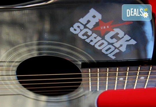 1 или 2 урока по пеене, китара, барабани, пиано, бас китара, саксофон, гайда или друг инструмент при преподавател в Rock School - Снимка 26