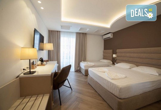 Посрещнете Нова година 2020 в хотел Grand Blue Fafa Resort 5*, Албания, с АБВ Травелс! 3 нощувки, 3 закуски и 2 вечери, транспорт и програма в Дуръс, Скопие и Охрид! - Снимка 4