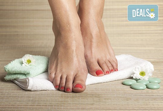 Медицински педикюр за красиви и поддържани крачета, в салон за красота Лаура Стайл! - Снимка 3