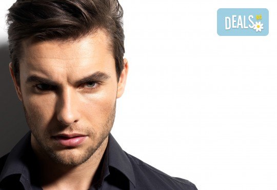 Мъжко подстригване, масажно измиване, терапия по избор: хидратираща, против косопад или дълбоко подхранваща, и изсушаване в салон за красота Angels beauty! - Снимка 1