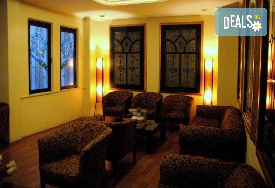 На супер цена до изчерпване на местата! Нова година в Истанбул - 3 нощувки със закуски в Yaztur Hotel 3*, транспорт, посещение на мол Forum - Снимка 16