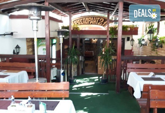 Вкусно и изгодно! 2 порции паламуд филе на скара с гарнитура картофена салата в Ресторант 21 - Лозенец! - Снимка 4