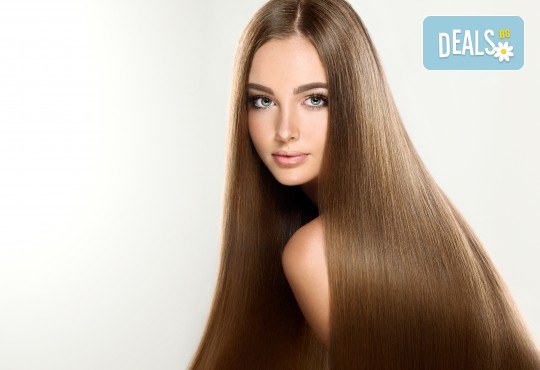 Гладка и блестяща коса! Ламиниране, масажно измиване и прав сешоар в салон за красота Diva - Снимка 1