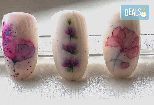 Бъдете неотразима с класически или френски маникюр с гел лак в цвят по избор, 2 ръчно рисувани декорации и бонус: сваляне на стар гел лак в студио за красота Velesa! - Снимка 3