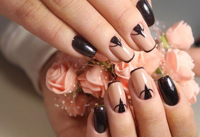 Безупречна визия! Изграждане на ноктопластика с гел и маникюр с гел лак и 2 декорации в Angels Beauty!