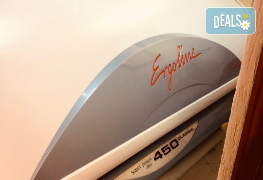 За шоколадов тен през цялата година! Карта за 40 или 80 минути вертикален или хоризонтален солариум от Соларно студио Sunny! - Снимка 6