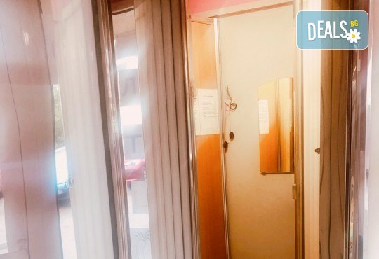 За шоколадов тен през цялата година! Карта за 40 или 80 минути вертикален или хоризонтален солариум от Соларно студио Sunny! - Снимка 7