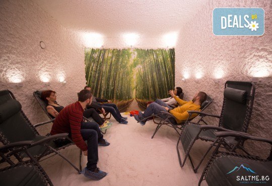 За общ тонус и силна имунна система! Солната терапия (халотерапия) - 1 процедура за възрастни, от Верига солни стаи СОЛ МИ - Снимка 1