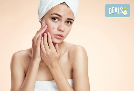 За чиста и свежа кожа! Ултразвувково почистване на лице или почистване при проблемна кожа в салон Женско царство, Студентски град или Център! - Снимка 2