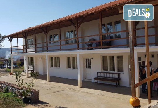 Уикенд екскурзия до Сърбия! 1 нощувка със закуска и вечеря в Етно комплекс Панчина кръчма, транспорт, посещение на Цариброд и Погановски манастир! - Снимка 5