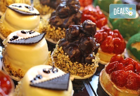 Сладко изкушение за Вашия повод! Вземете сет от 100, 150 или 200 сладки хапки от H&D catering! - Снимка 4