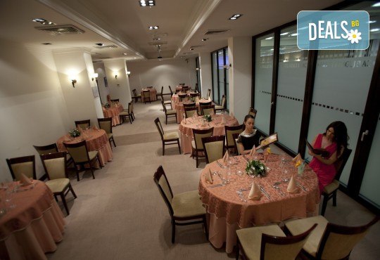 Нова година по сръбски! 3 нощувки с 3 закуски и 2 празнични вечери в Hotel Kragujevac 3*, транспорт и програма в Ниш и Крагуевац - Снимка 11